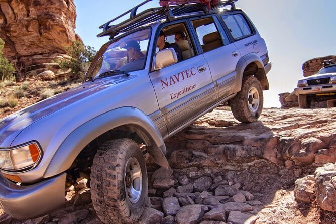 Arches and Canyonlands 4X4 Adventure from Moab - Guides make the day: safety, stories, and great momentum