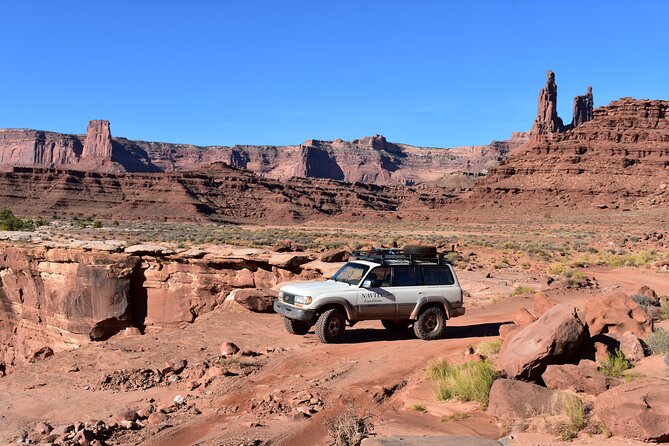 Arches and Canyonlands 4X4 Adventure from Moab - What to bring for a sun-and-dust 4x4 day