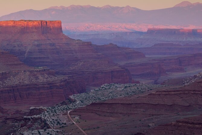 Arches and Canyonlands 4X4 Adventure from Moab - Shafer Trail and White Rim: where the 4x4 adventure becomes real