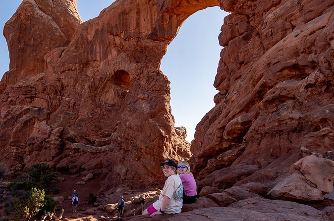 Arches National Park Half Day Tour - Sand Dune Arch: The Short Walk With a Big Payoff