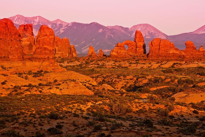 Arches National Park Morning Tour - Entering Arches with a guide: how the stories make the arches click