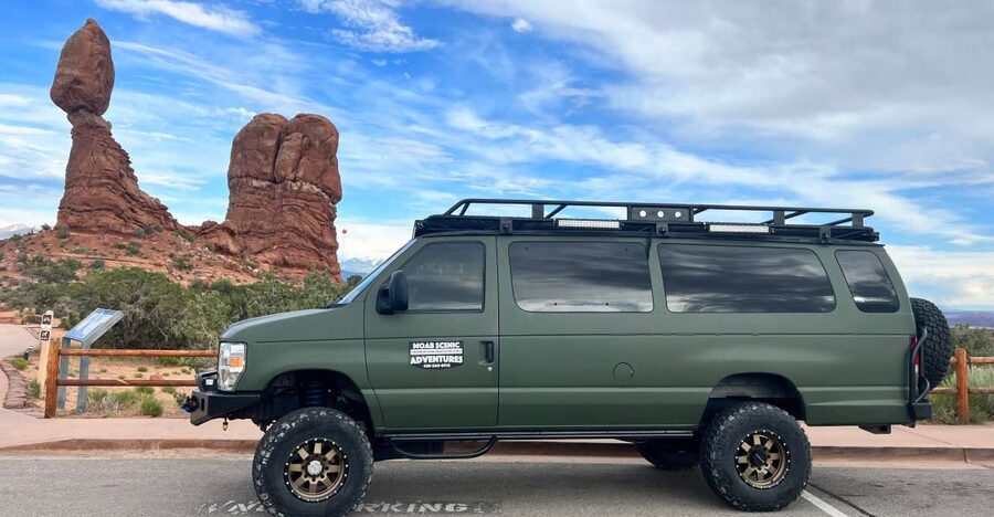 Arches National Park: Sunset Pavement Van Tour - Key Highlights You’ll Actually Care About
