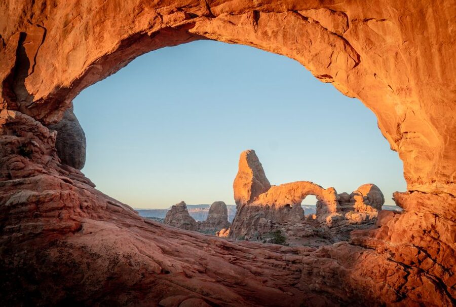 Arches National Park: Sunset Pavement Van Tour - Delicate Arch Overlook Without the Long-Hike Pressure