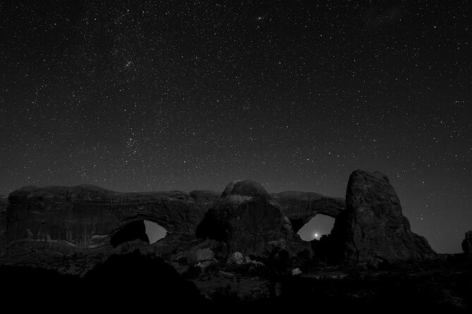 Astro-Photo, Hiking and Stargazing Tour in Arches National Park - Price and Value: Is $175 Worth It?