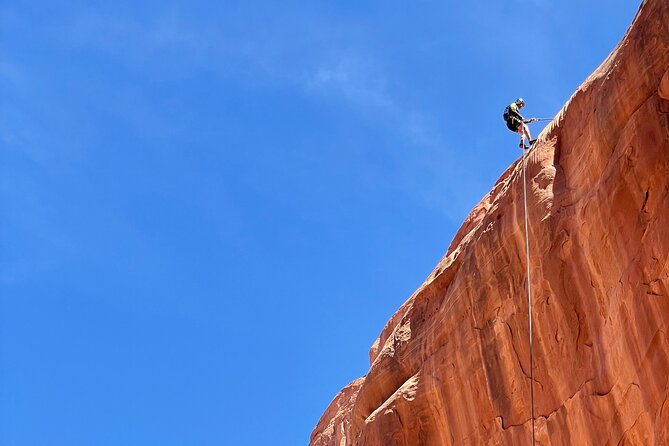 Discover Moab Rappelling on a Private Canyoneering Adventure - Bow & Arrow Canyon Rappelling: The Mix of Desert Wonder and Real Skills