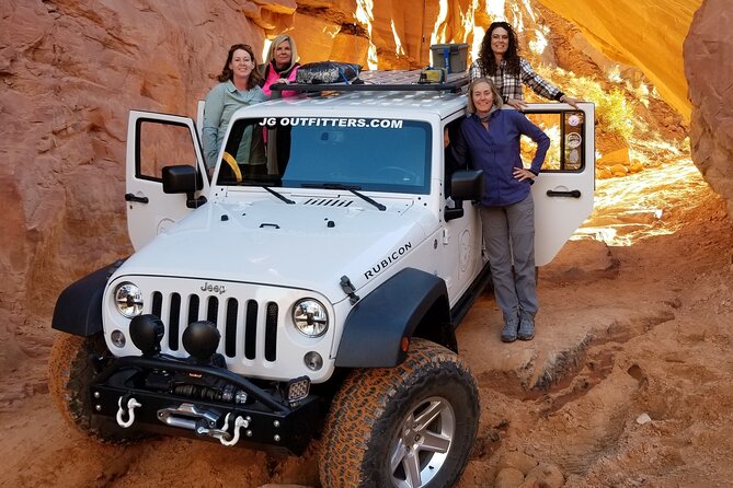 Do it like a local! Drive a canyon in the comfort of your personal SUV! - Key things I’d watch for on this Moab SUV canyon tour