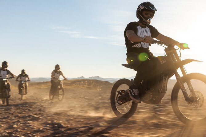 Electric Dirt Bike Tour, Shafer Trail, Canyonlands, Deadhorse - Guide energy and small-group pacing: what you gain with fewer people