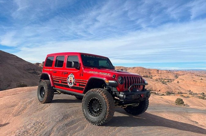 Follow Along and Ride Along Off Road Jeep Tours in Moab Utah - Safety, Comfort, and Vehicle Care on Tough Lines