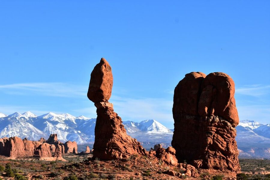 From Moab: Arches National Park 4x4 Drive and Hiking Tour - Tower Arch and Eye of the Whale: the photo stops that earn their hype