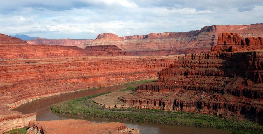 From Moab: Canyonlands 4x4 Drive and Colorado River Rafting - White Rim Trail and Shafer Trail: the switchbacks are the whole point