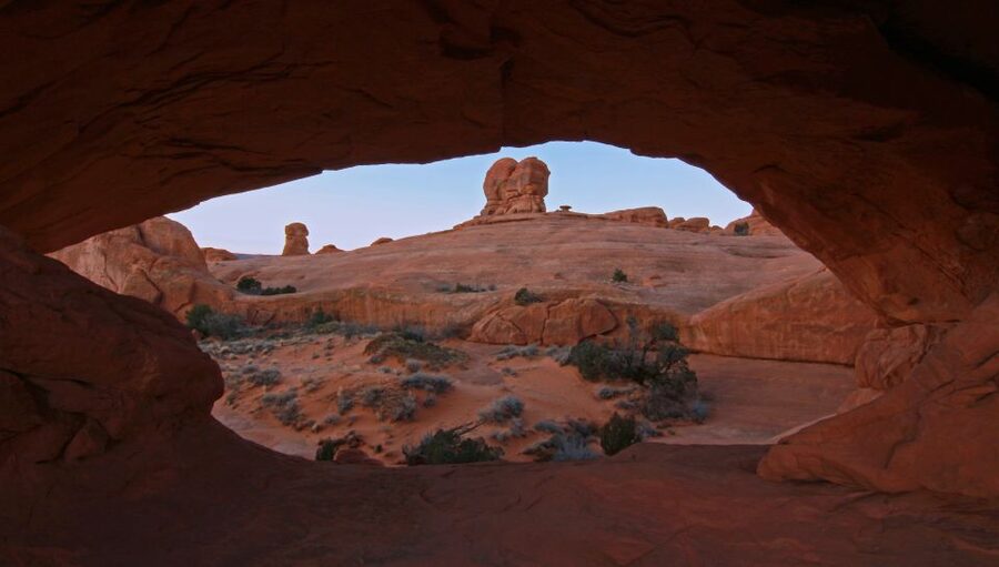 From Moab: Half-Day Arches National Park 4x4 Driving Tour - Doc Williams Point to Sandstone Fins and Dunes