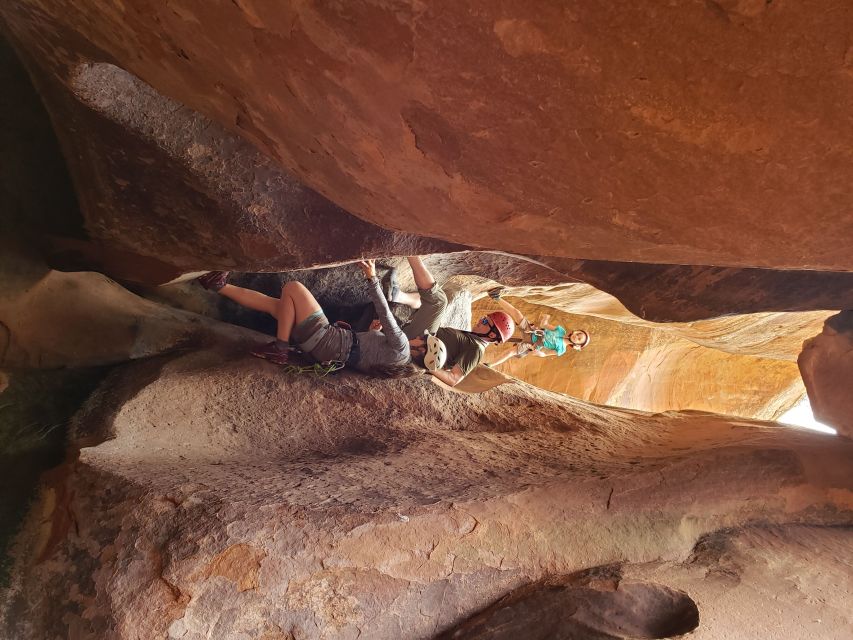 From Moab: Half-Day Canyoneering Adventure in Entrajo Canyon - Why the private guide experience matters more than you think