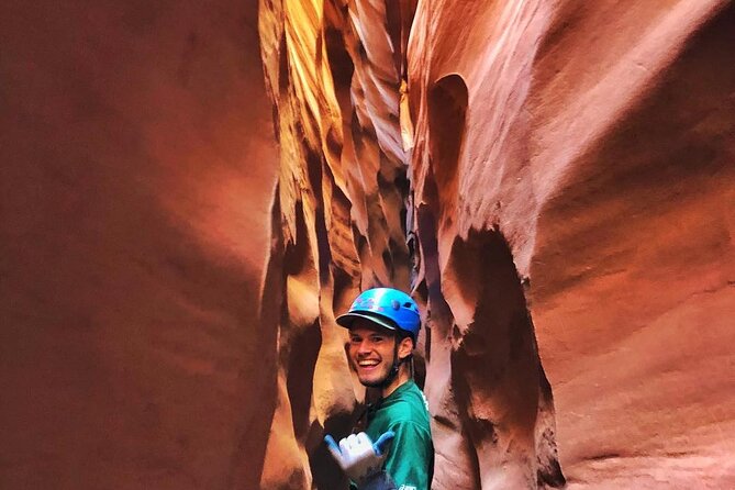 Full-Day Private Slot Canyoneering (From Moab) - Private and customizable: how your guide tailors the canyon to your group