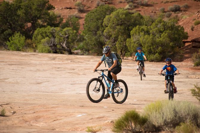 Guided E-Mountain Biking Tour (Klondike Bluff Trail) - Getting coaching from Sam, Dave, and Matt (and how their approach matters)