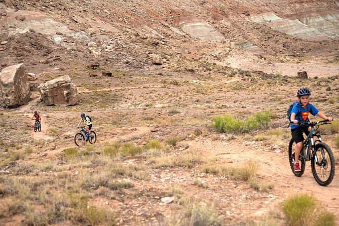 Guided E-Mountain Biking Tour (Klondike Bluff Trail) - Timing and group size: 4 hours with a max of 13 riders