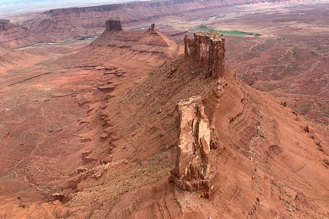 Island in the Sky & Canyon Country Heli Tour - 45 minutes - Grand View Point at 6,080 feet: the long-range Canyonlands view