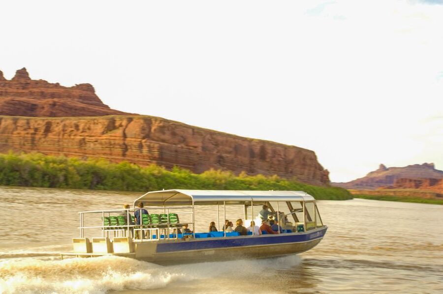 Moab: 1-Hour Express Jet Boat Tour on Colorado River - Should You Book This Moab Colorado River Jet Boat Express Tour?
