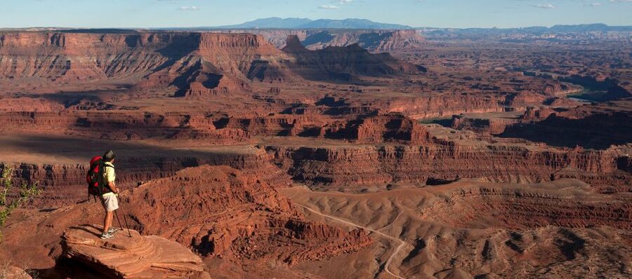 Moab: 3-Hour Scenic 4x4 Off-Road Adventure - Petroglyphs up to 3500 BC: how the rock art stops work
