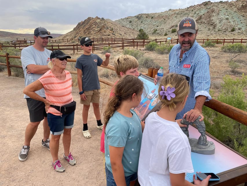 Moab: Arches National Park Sightseeing Tour - Park entry without timed reservations: less admin, more viewing