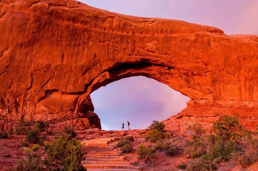 Moab: Arches National Park Sunset Tour - Small tips that make the tour smoother