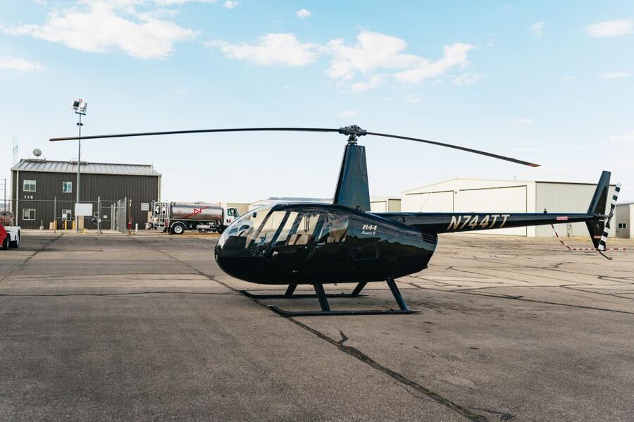 Moab: Backcountry Arches Helicopter Tour - The 30-minute route: Determination Towers to Gemini Bridges fast