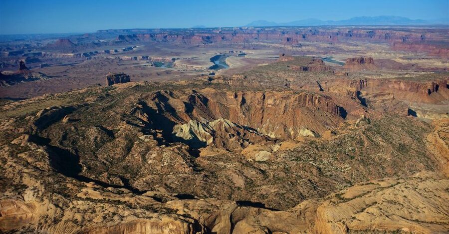 Moab: Canyonlands National Park Airplane Tour - Needles District: Pink and White Spires, Remote Arches, and a Bird’s-Eye Map