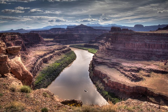 Moab Combo: Colorado River Rafting and Canyonlands 4X4 Tour - Canyonlands 4x4 morning on Island in the Sky, White Rim Road, and Shafer Trail