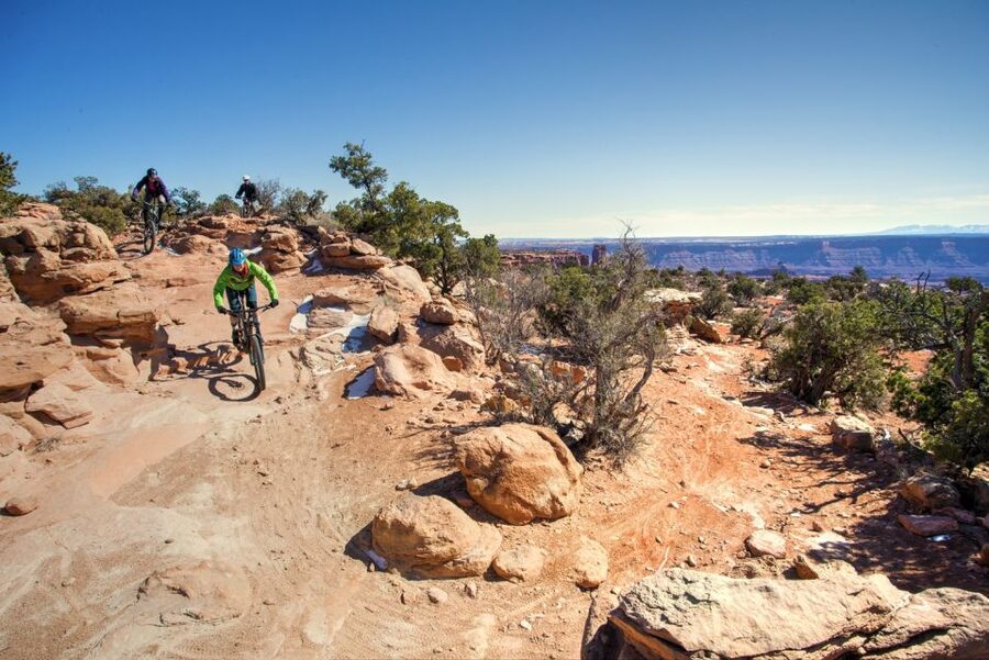 Moab: Dead Horse Point Singletrack Mountain Biking Tour - The views: Colorado River, pinnacles, and why the ride feels different