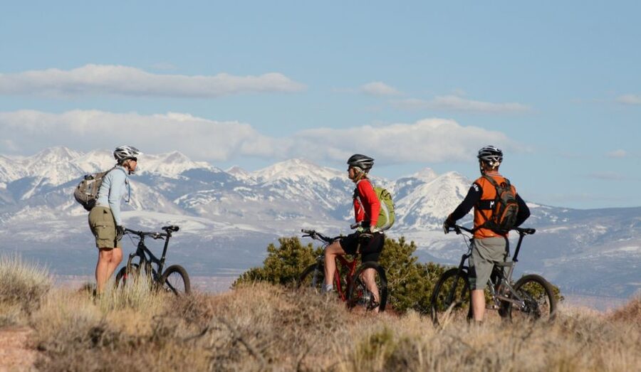 Moab: Dead Horse Point Singletrack Mountain Biking Tour - Intrepid Trail: the half-day route that’s all about momentum