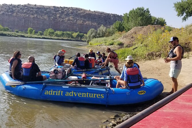 Moab Full-Day White Water Rafting Tour in Westwater Canyon - What the full-day schedule feels like