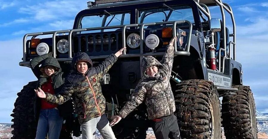 Moab: Hell's Revenge "Beast" 4x4 Adventure Tour - Stop 1: Colorado River Overlook, 800 feet up