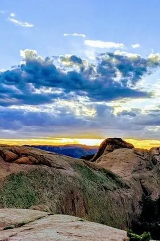 Moab: Hell's Revenge "Beast" 4x4 Adventure Tour - What the driving portion feels like (and why it’s worth it)