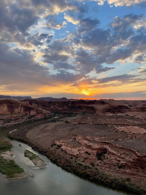 Moab Jeep Tour - Getting there: finding the Grand Company meeting point quickly