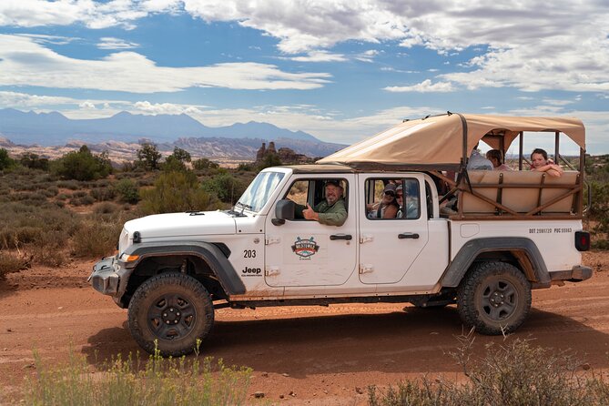 Moab Morning Half Day Jeep Tour - What You Learn in Real Time: Geology, Wild History, and Indigenous Culture