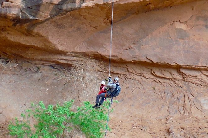 Moab Rappeling Adventure: Medieval Chamber Slot Canyon - Slot canyon rappelling in Moab: what the 4 hours actually feels like