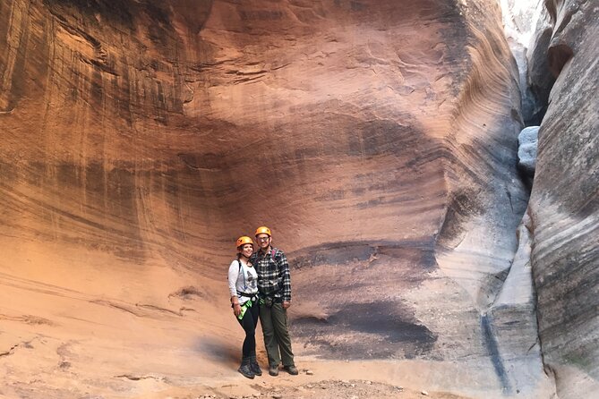 Moab Rappeling Adventure: Medieval Chamber Slot Canyon - What’s included, and what you need to plan for