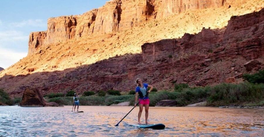 Moab: Stand-Up Paddleboard with small rapids on Colorado - Paddle Moab start: snacks, staff, and getting set up