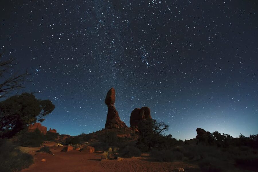 Moab: The Windows Astro-Photography and Stargazing Hike - DSLR rental options: when it’s worth paying extra