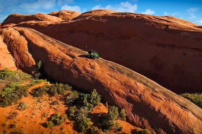Private Guided U-Drive 4x4 Tour on World Famous Hell’s Revenge - Why Hell’s Revenge and Fins n’ Things make a great 3-hour combo