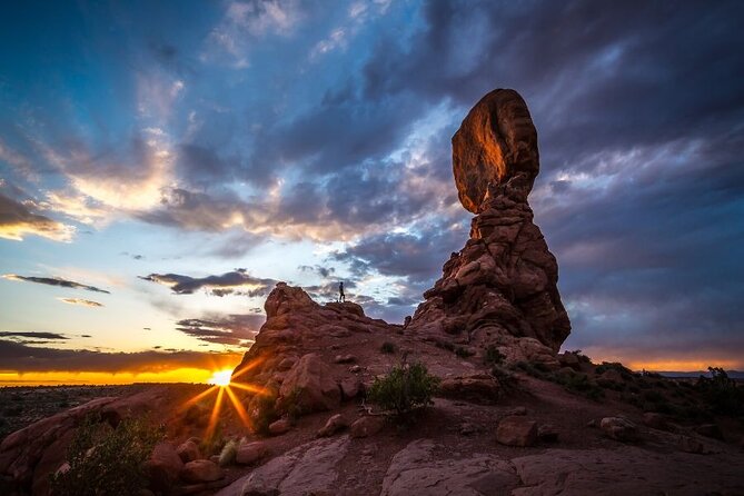 Self Guided Audio Tour in Arches and Canyonlands - Landscape Arch and Devils Garden: the long span walk with one important catch