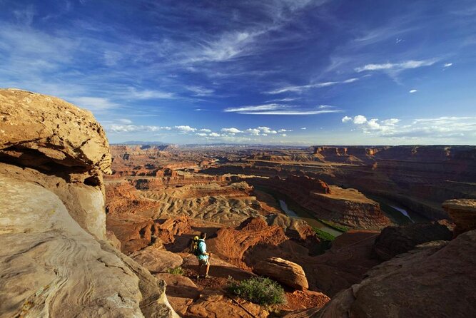 Sunrise photography in Dead Horse Point and Canyonlands National Park - Why Dead Horse Point + Canyonlands at sunrise is worth the alarm