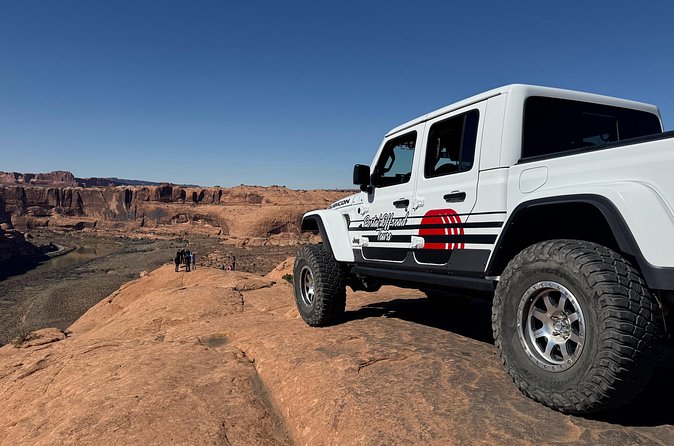 Sunset Private Off-Road Jeep Tour in Moab - Pickup, sunset timing, and getting to the meet-up smoothly
