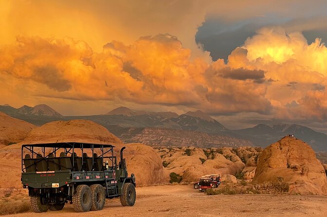 Sunset Tour, Moab, Off-road and Scenic Backcountry - Sunset in Moab: why the timing feels worth it